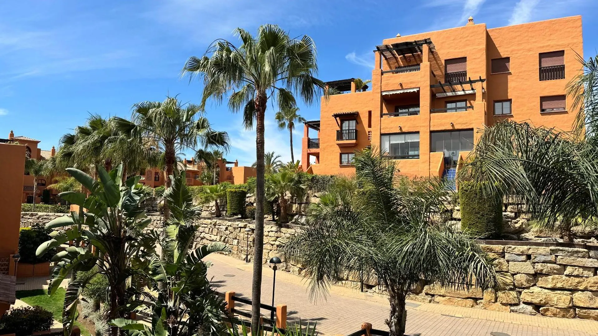 Piso De Lujo Totalmente Equipado A Estrenar Para 6 Estepona Apartment