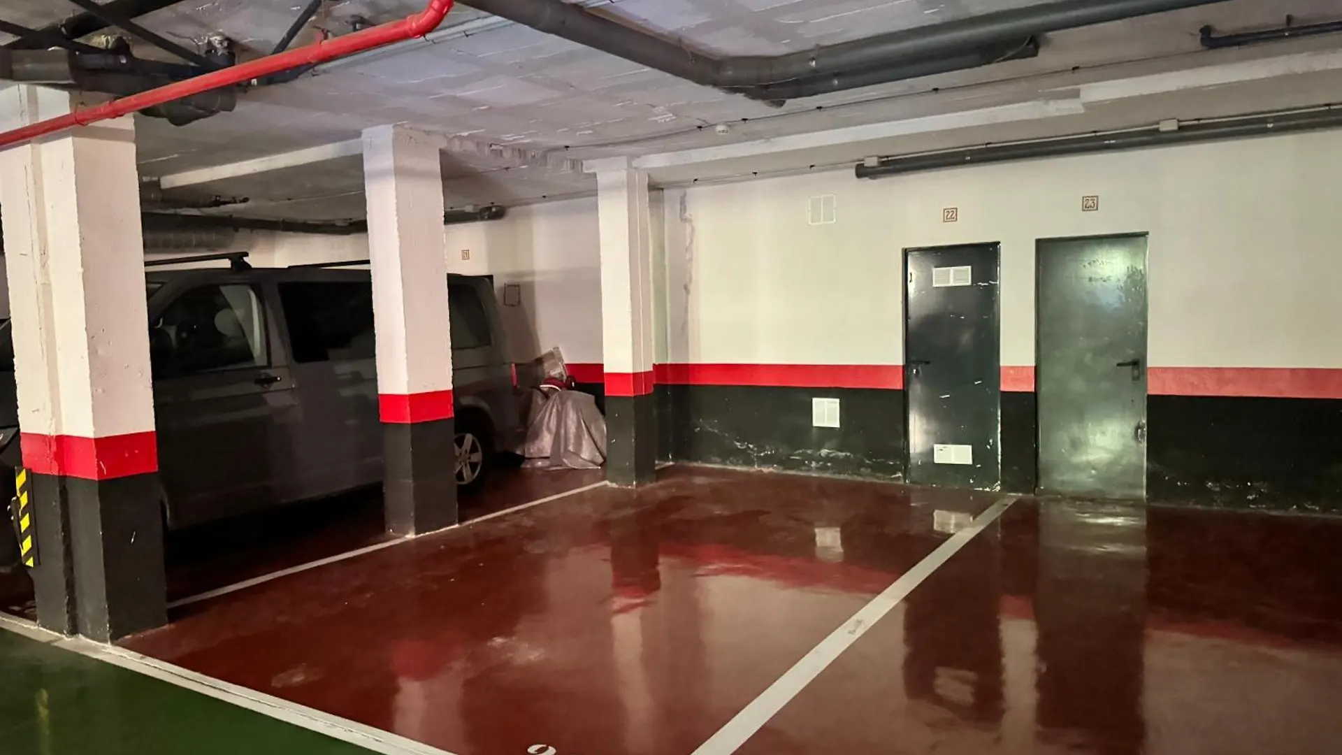 Piso De Lujo Totalmente Equipado A Estrenar Para 6 Estepona Apartamento
